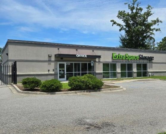 Extra Space Storage - 3534 - Summerville - Main St - 2130 North Main Street