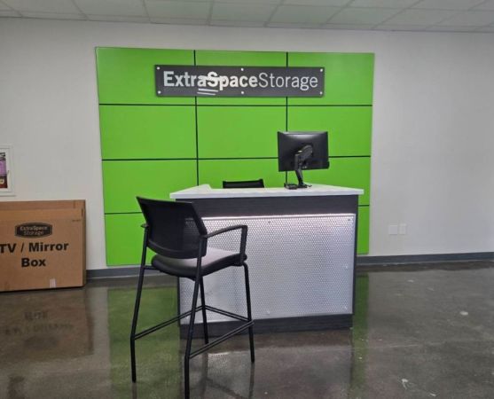 Extra Space Storage - 3534 - Summerville - Main St - 2130 North Main Street