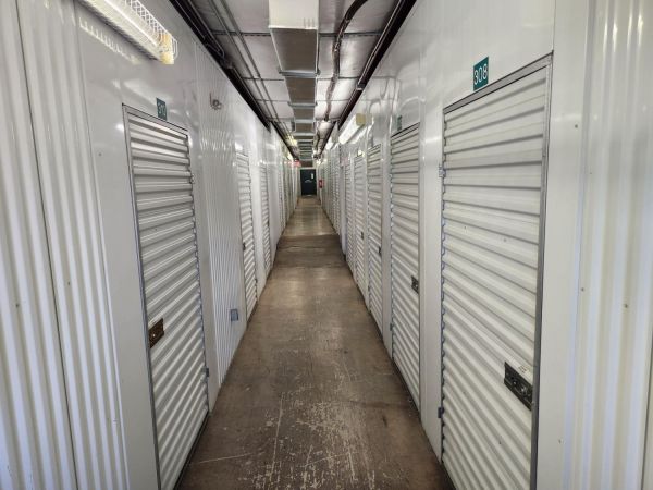 Extra Space Storage - 3567 - San Antonio - 7550 Culebra Rd - 7550 Culebra Road