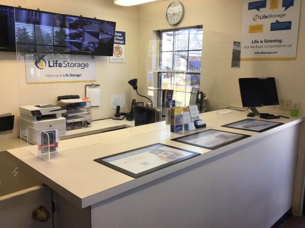 Extra Space Storage - 3568 - Columbus - Cleveland Ave - 5810 Cleveland Avenue