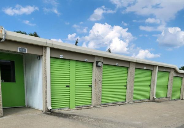 Extra Space Storage - 3568 - Columbus - Cleveland Ave - 5810 Cleveland Avenue