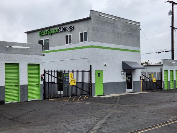 Extra Space Storage - 3707 - Pomona - Garey Ave - 2680 North Garey Avenue