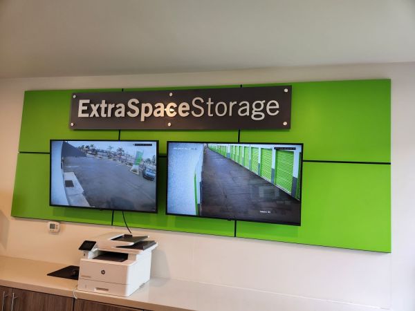 Extra Space Storage - 3707 - Pomona - Garey Ave - 2680 North Garey Avenue