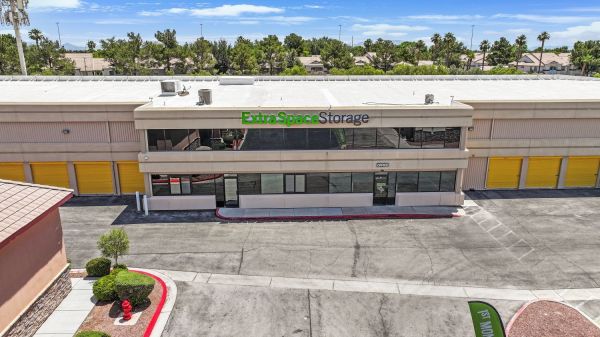 Extra Space Storage - 3820 - Las Vegas - Tenaya Way - 3900 North Tenaya Way