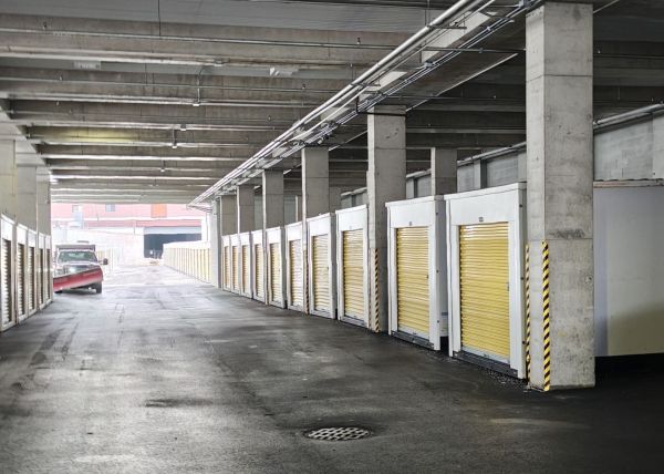 Extra Space Storage - 3895 - Staten Island - Richmond Terrace - 2604 Richmond Terrace