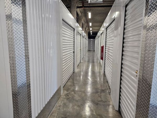 Extra Space Storage - 4122 - Hawaiian Gardens - Carson St - 12508 East Carson Street