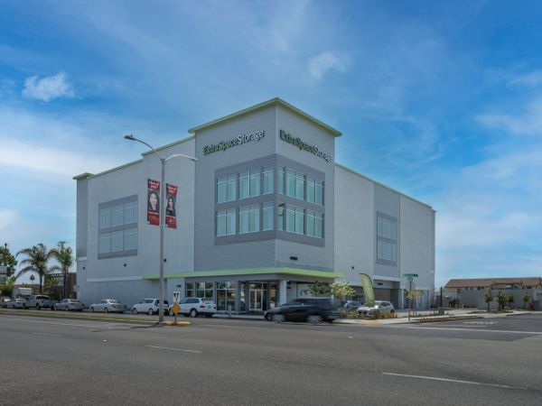 Extra Space Storage - 4122 - Hawaiian Gardens - Carson St - 12508 East Carson Street