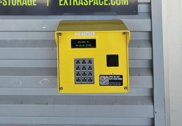 Extra Space Storage - 4122 - Hawaiian Gardens - Carson St - 12508 East Carson Street