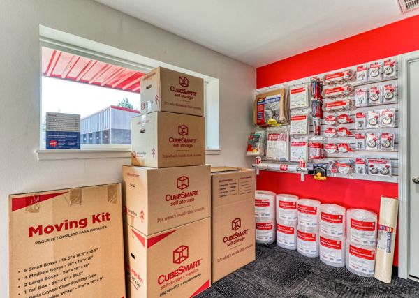 CubeSmart Self Storage - 447 Old Trinity Road South - 447 Old Trinity Road South