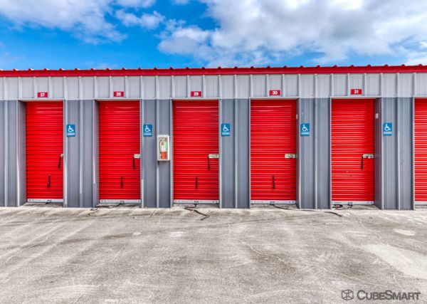 CubeSmart Self Storage - 447 Old Trinity Road South - 447 Old Trinity Road South