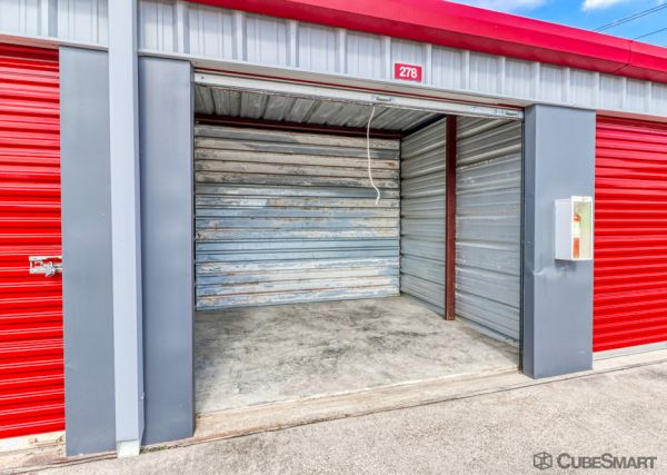 CubeSmart Self Storage - 447 Old Trinity Road South - 447 Old Trinity Road South