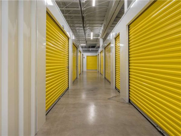 Extra Space Storage - 1937 - Birmingham - Montclair Rd - 720 Montclair Road