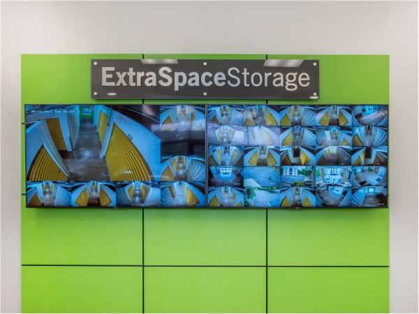 Extra Space Storage - 1937 - Birmingham - Montclair Rd - 720 Montclair Road