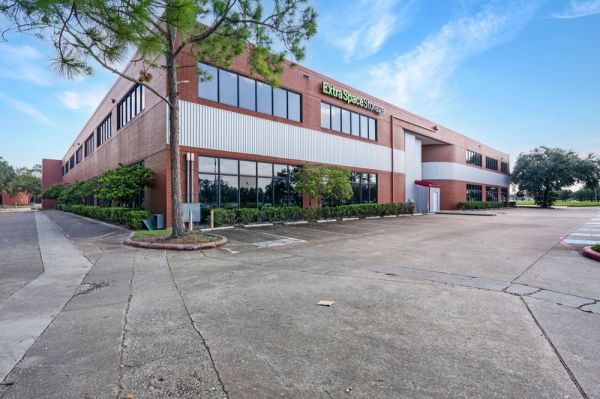 Extra Space Storage - 1972 - Houston - Gemini Ave - 555 Gemini Street