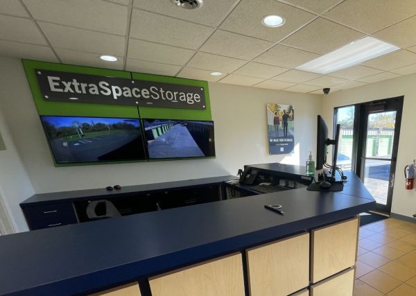 Extra Space Storage - 3017 - North Haven - Stillman Rd - 30 Stillman Road