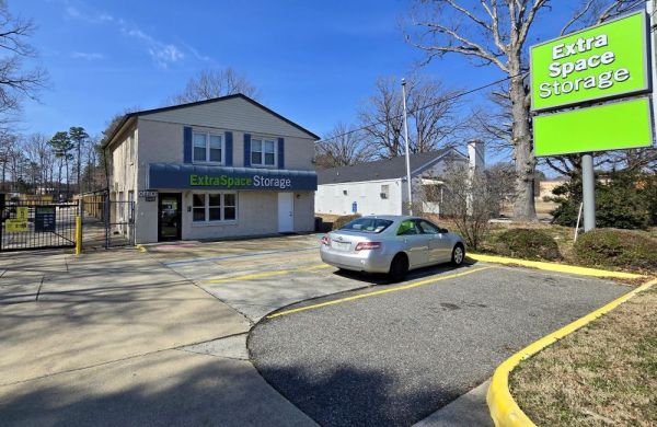 Extra Space Storage - 3036 - Newport News - 10429 Jefferson Avenue - 10429 Jefferson Avenue