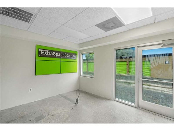 Extra Space Storage - 3054 - Largo - Seminole Blvd - 404 Seminole Boulevard