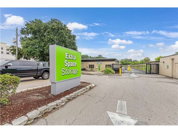Extra Space Storage - 3054 - Largo - Seminole Blvd - 404 Seminole Boulevard