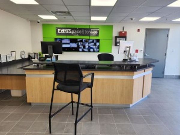 Extra Space Storage - 3063 - Newport News - 473 J Clyde Morris Blvd - 473 J Clyde Morris Boulevard