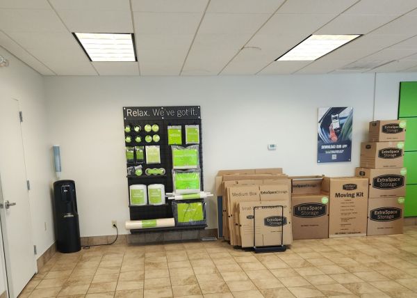 Extra Space Storage - 3113 - Chesapeake - Volvo Pkwy - 517 Volvo Parkway