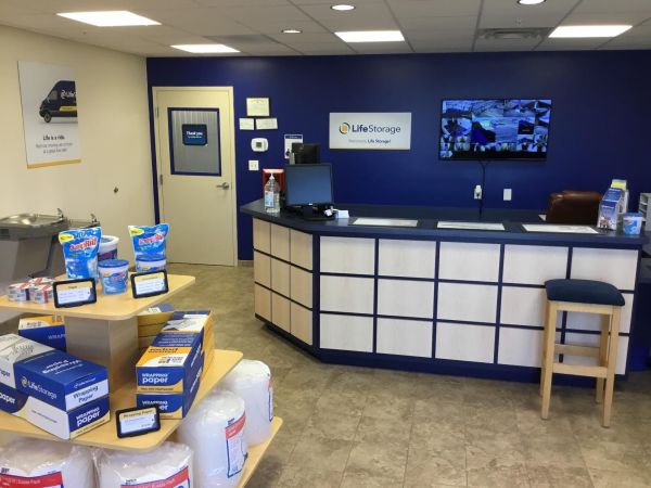 Extra Space Storage - 3114 - Virginia Beach - Central Drive - 597 Central Drive