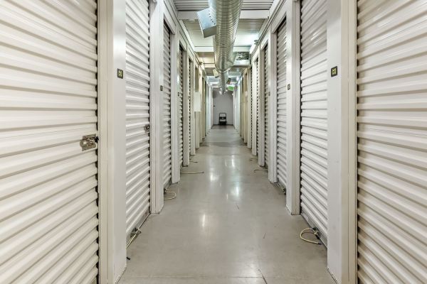 Extra Space Storage - 3149 - Mesa - Broadway Rd - 837 East Broadway Road