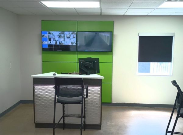 Extra Space Storage - 3150 - Mesa - 545 Broadway Rd - 545 West Broadway Road
