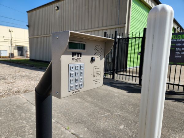 Extra Space Storage - 3175 - Humble - 1960 East - 5250 Farm to Market 1960 Road East