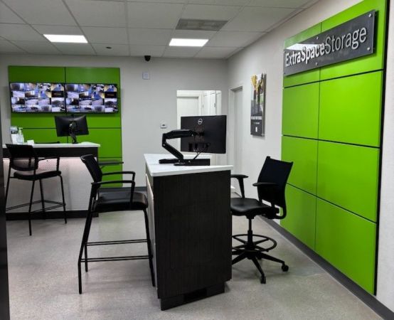 Extra Space Storage - 3176 - Pasadena - Fairmont Parkway - 6402 Fairmont Parkway