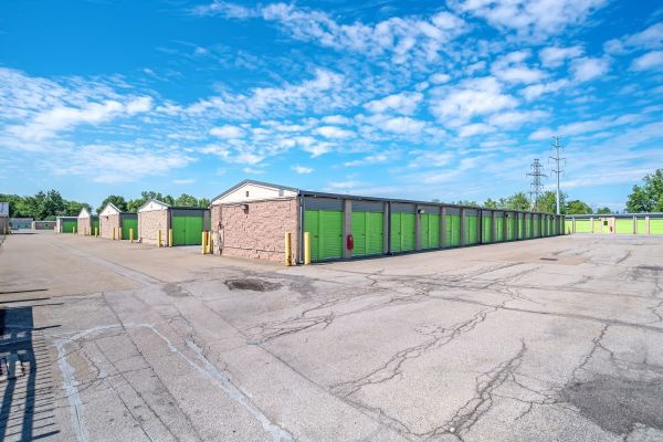 Extra Space Storage - 3244 - West Seneca - Langner Rd - 300 Langner Road