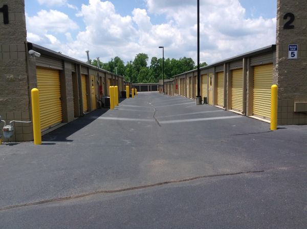 Extra Space Storage - 3318 - Cary - Havensite Court - 160 Havensite Court