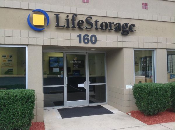 Extra Space Storage - 3318 - Cary - Havensite Court - 160 Havensite Court