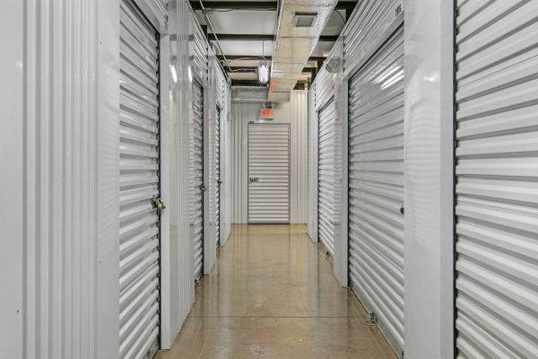 Extra Space Storage - 3323 - Clearwater - Drew Street - 2180 Drew Street
