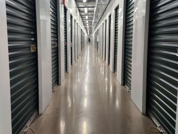 Extra Space Storage - 3326 - Phoenix - 83rd Ave - 2924 North 83rd Avenue