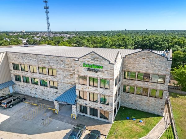 Extra Space Storage - 3331 - Round Rock - Sam Bass Road - 2715 Sam Bass Road