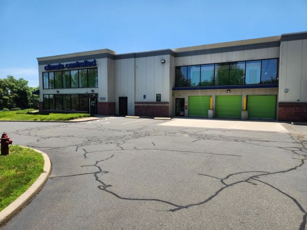 Extra Space Storage - 3355 - Bristol - Mountain Road - 700 Mountain Road