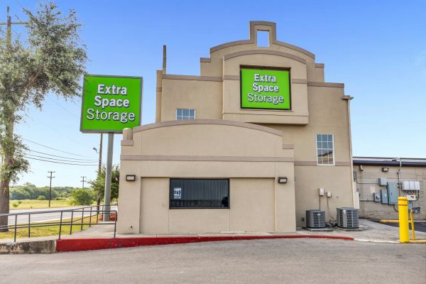 Extra Space Storage - 3360 - San Antonio - Walzem Road - 6110 Walzem Road