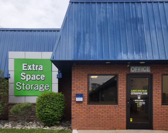 Extra Space Storage - 3422 - Glenolden - Chester Pike - 407 Chester Pike