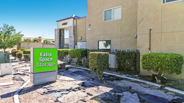 Extra Space Storage - 3507 - Sacramento - Pell Dr. - 4161 Pell Drive