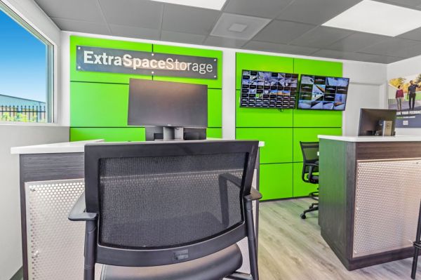 Extra Space Storage - 3507 - Sacramento - Pell Dr. - 4161 Pell Drive
