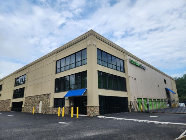 Extra Space Storage - 3563 - Trenton - Back Creek Rd - 1 Back Creek Road