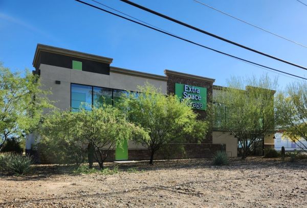 Extra Space Storage - 3610 - Tucson - Orange Grove Rd - 121 West Orange Grove Road