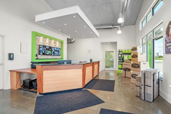 Extra Space Storage - 3736 - Niagara Falls - Fashion Outlets Blvd - 1755 Fashion Outlets Boulevard