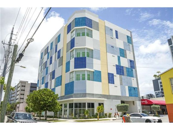 Extra Space Storage - 3739 - Miami - 39th Ave - 3095 Southwest 39th Avenue
