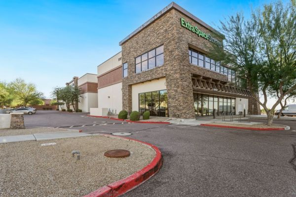 Extra Space Storage - 3808 - Scottsdale - Williams Dr - 7227 East Williams Drive