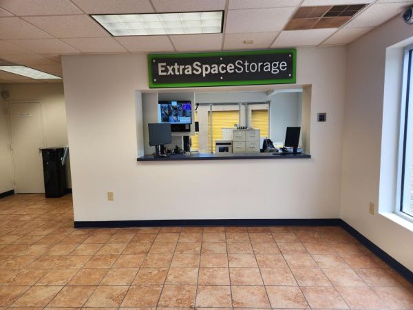 Extra Space Storage - 3841 - Virginia Beach - Shell Road - 4929 Shell Road