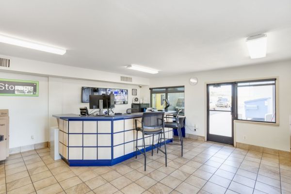 Extra Space Storage - 3850 - Phoenix - 3641 Camelback Rd - 3641 West Camelback Road