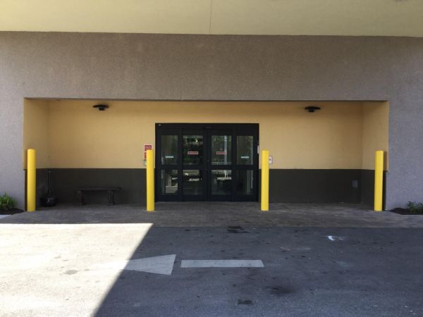 Extra Space Storage - 3877 - Naples - Goodlette-Frank Rd - 3121 Goodlette-Frank Road