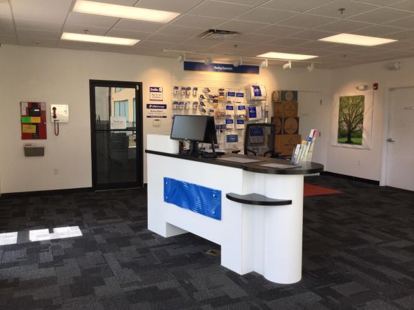 Extra Space Storage - 3877 - Naples - Goodlette-Frank Rd - 3121 Goodlette-Frank Road
