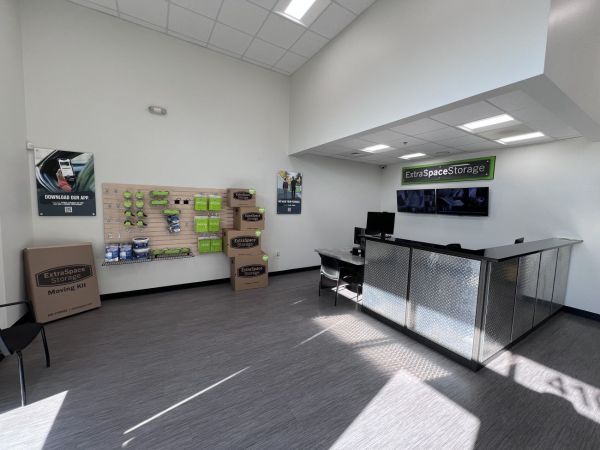 Extra Space Storage - 4027 - Raleigh - South St - 410 West South Street